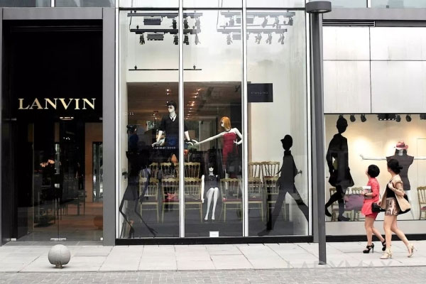 LVMH旗下基金投资的丸美再次申请IPO 传<a  data-cke-saved-href='http://m.china-ef.com/heilanhome/index.htm' href='http://m.china-ef.com/heilanhome/index.htm'  style='text-decoration:underline;'  target='_blank'>海澜之家</a>竞购《嘉人》杂志