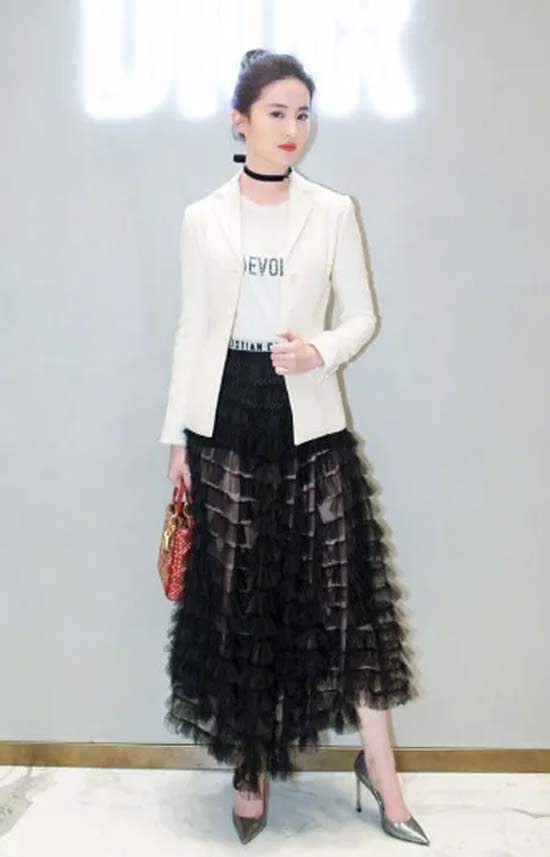 “职场”也可以时髦得不像话！AIANGEL艾安琪夏季新品系列