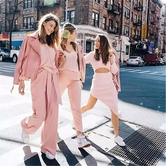 粉色女子图鉴 AIANGEL艾安琪2018夏季新品系列