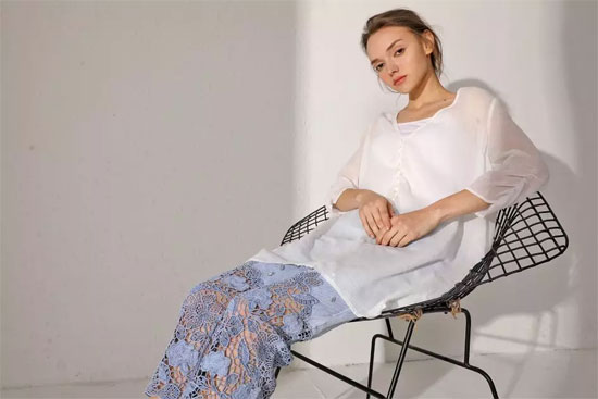 FAMECOCO范可儿女装至母爱 愿爱无止境