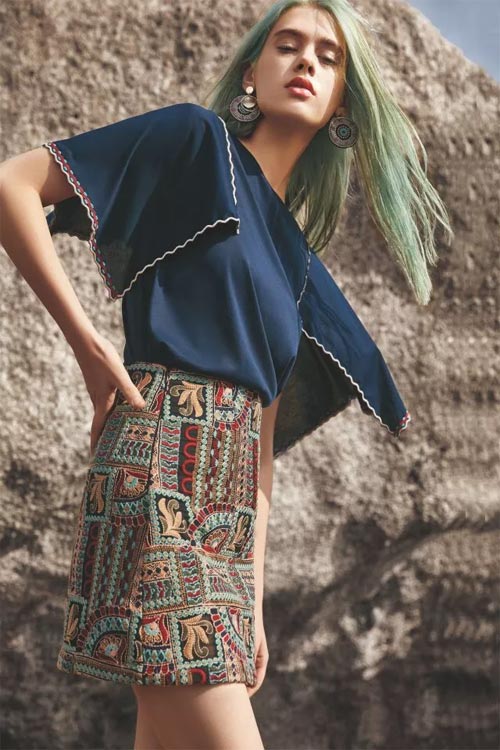 AIANGEL艾安琪<a  data-cke-saved-href='http://news.china-ef.com/list-83-1.html' href='http://news.china-ef.com/list-83-1.html'  style='text-decoration:underline;'  target='_blank'>女装</a> 2018夏季新品系列