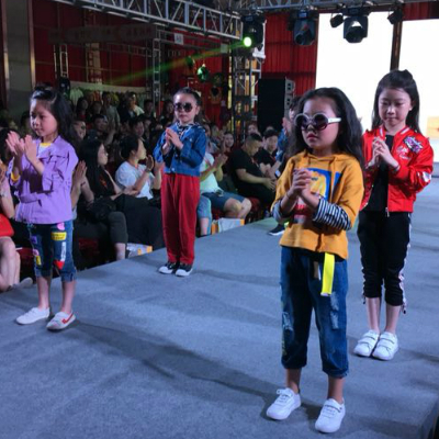 孩优美|2018秋季童装新品发布会\（集采）订货会圆满成功