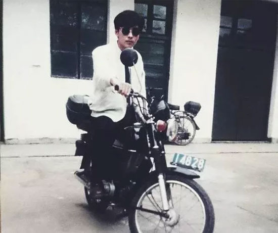 父亲节:“父”出真爱 无以为报 唯有“绅”情相伴