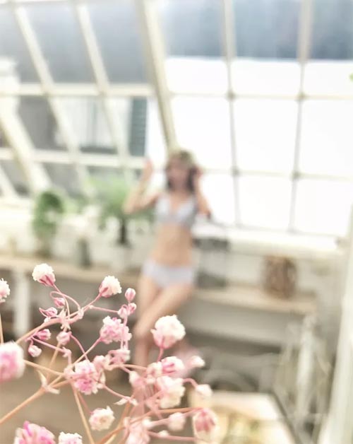 怡兰芬品牌内衣 初夏 到粉红花房里打个瞌睡～