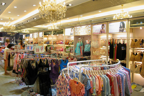 艾拉奇\浪漫芬儿