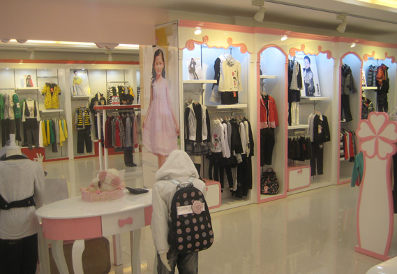 亲善公主形象店面