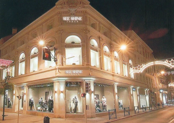 斯贤专卖店店面形象