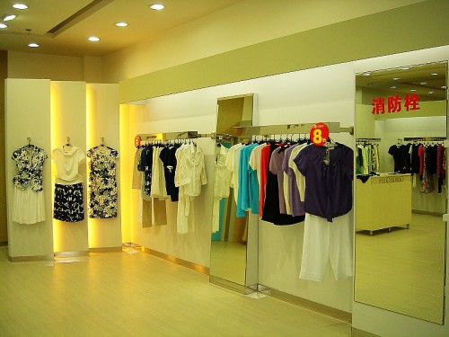 庄姿妮店面展示