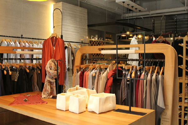 意澳Eall.cz 女装品牌店铺形象图