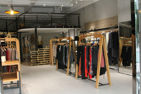 意澳Eall.cz 女装品牌店铺形象图