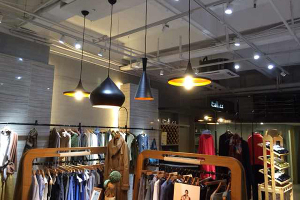 意澳Eall.cz 女装品牌店铺形象图