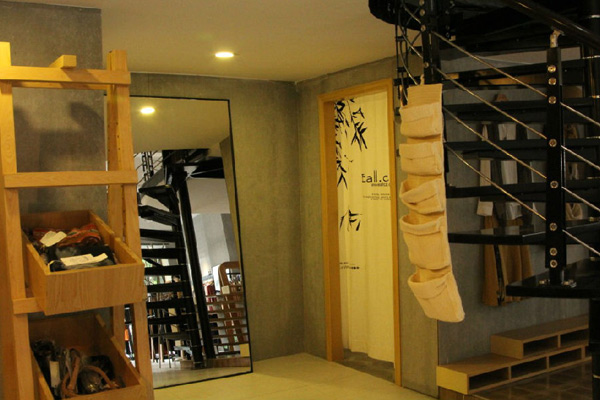 意澳Eall.cz 女装品牌店铺形象图