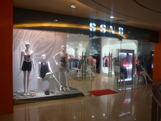 SSND时尚年代品牌女装实体店铺图