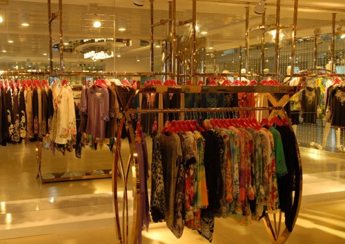 法国碧阳女装店铺