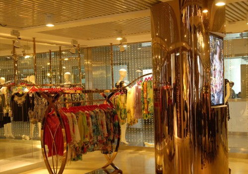 法国碧阳女装店铺