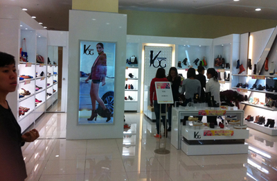 沃格女鞋店铺实景