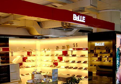百丽终端店面展示