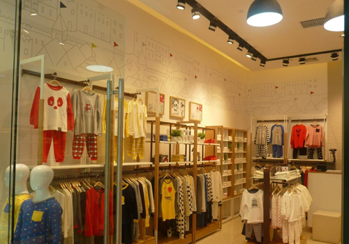 快乐城堡形象店面