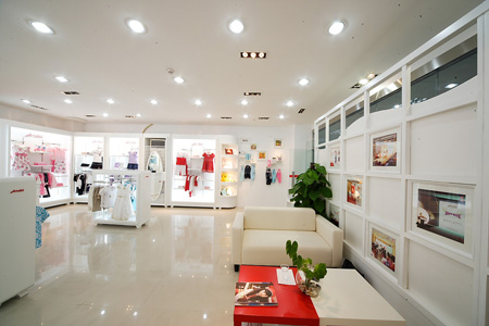 安迪鹿儿店面形象