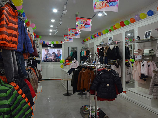 迪迪童装店面终端形象展示