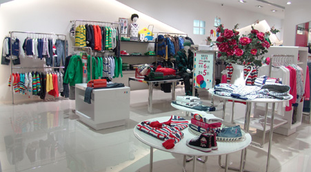 红黄蓝RYB店面终端展示