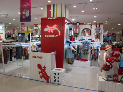 KICCOLY店面展示