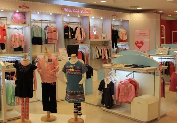 天使猫童装店面形象