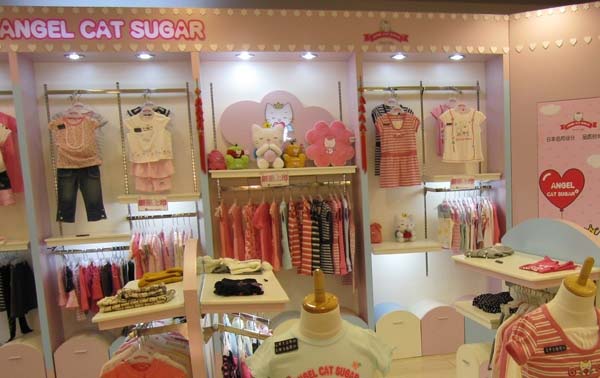 天使猫童装店面形象
