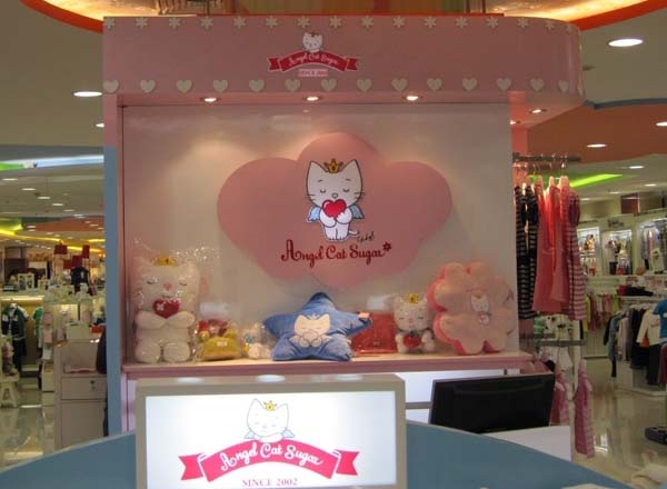 天使猫童装店面形象