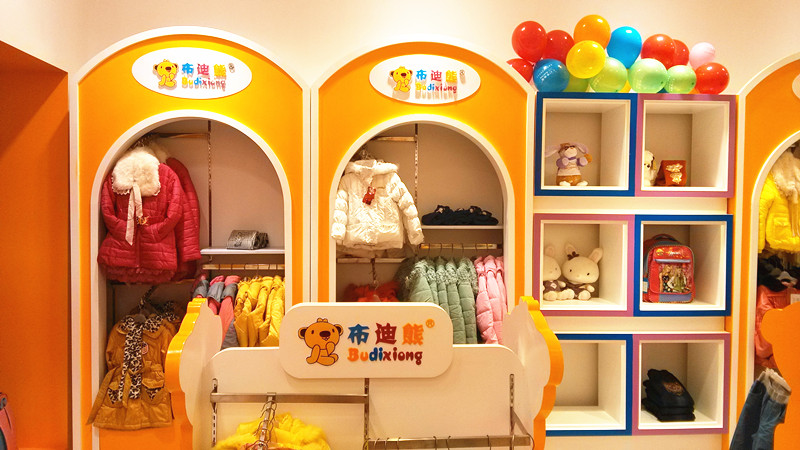 布迪熊店面展示