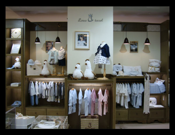 “路易.迪高”童装武汉国际广场店