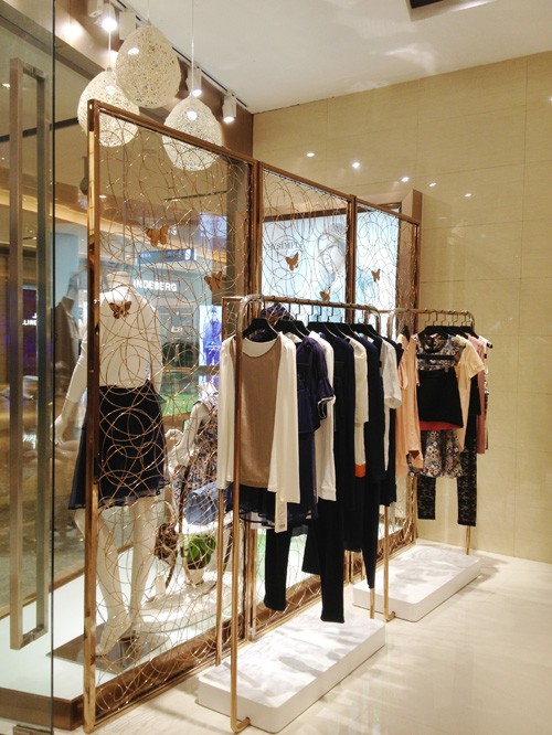 唯简专卖店形象