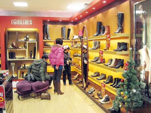 康莉、安玛莉品牌女鞋店面展示