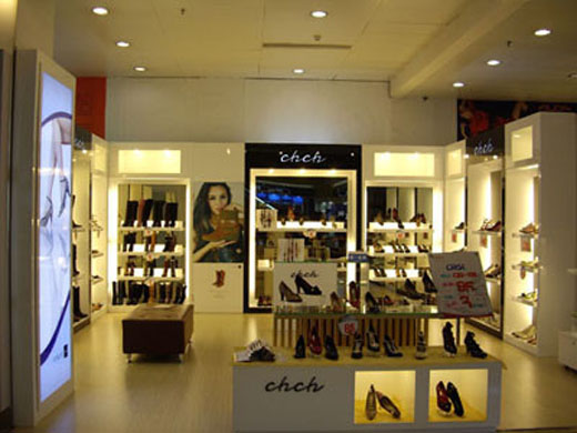 chch品牌女鞋店面展示