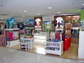 右岸宝宝店面形象图