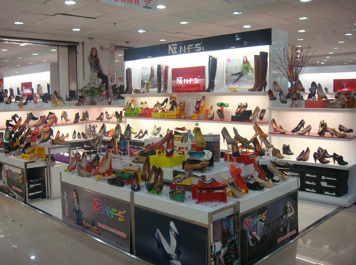 贵之族店面形象