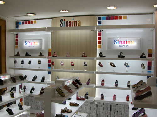 斯乃纳加盟店店面形象