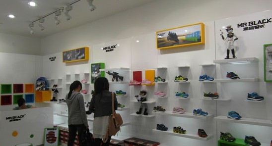 黑猫警长店面形象图