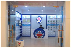 机器猫童鞋店面展示