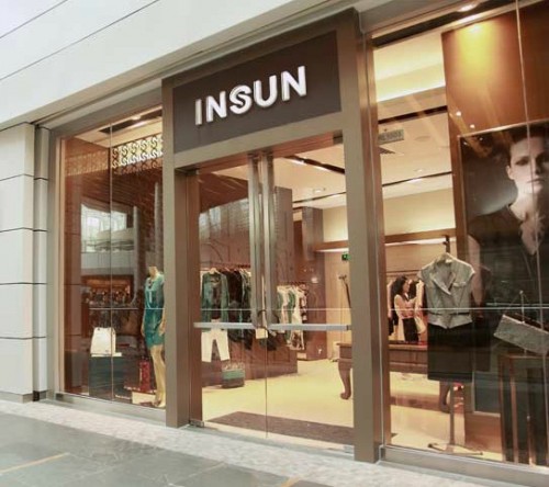 恩裳店面形象展示