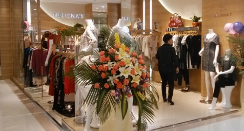 海兰丝服饰店铺展示