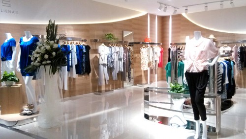 海兰丝服饰店铺展示