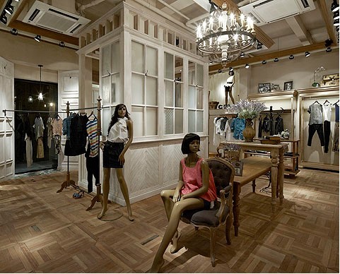 时尚主播女装店铺展示