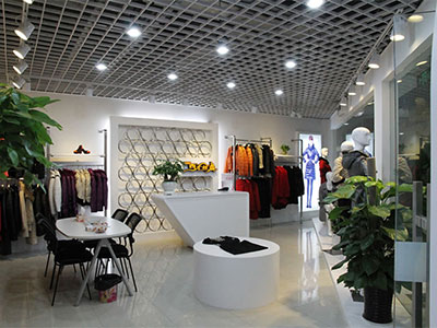 西子丝典店铺展示