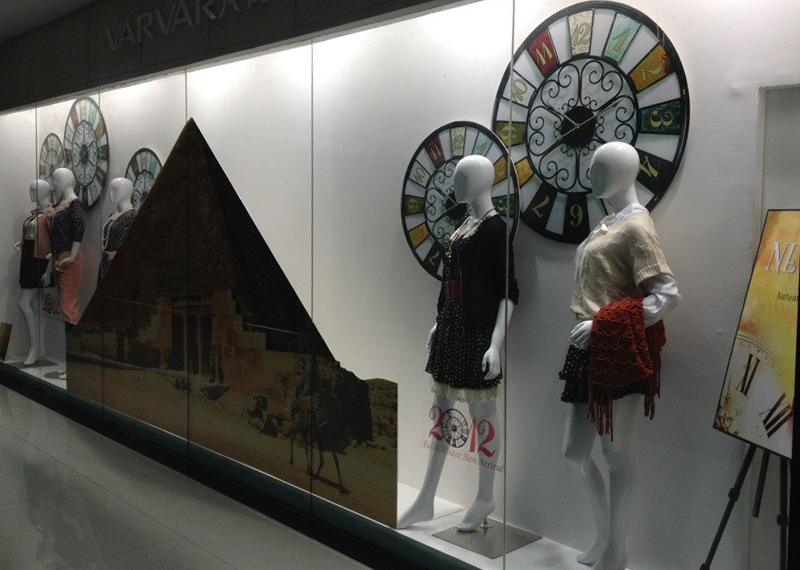 凡花女装店面展示