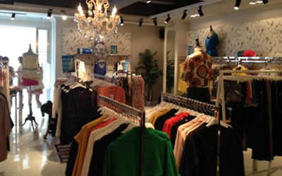 海伦公主服饰终端形象展示