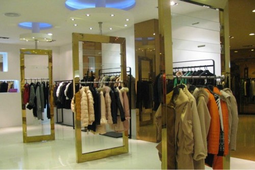 米欧米女装店终端形象