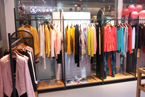 思迹品牌女装 店铺形象图