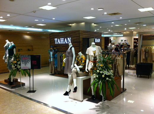 太和女装店铺形象