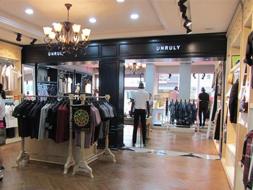 维加斯男装实体店铺形象展示